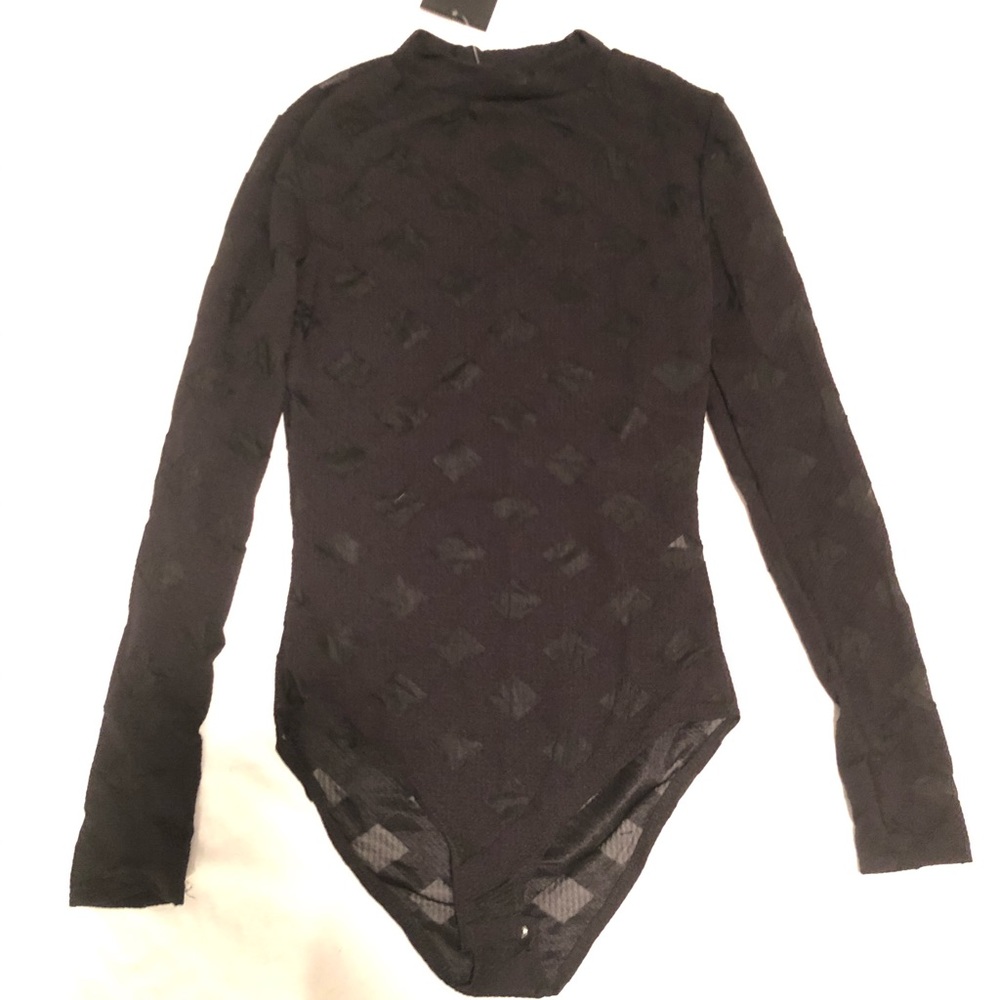 Fashion nova body suit